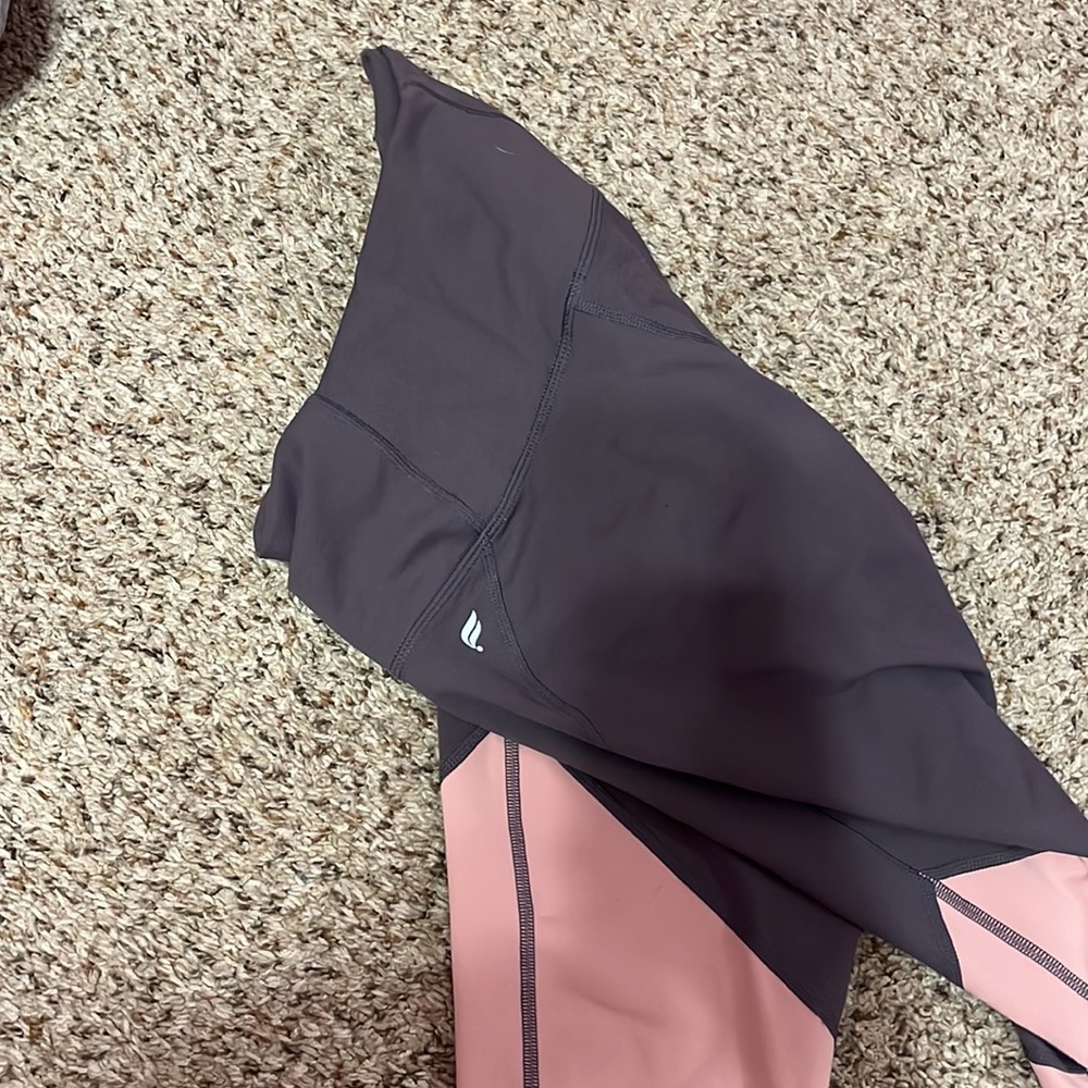 Flabletics Leggings Size Small And Quality Is Exc… - image 2